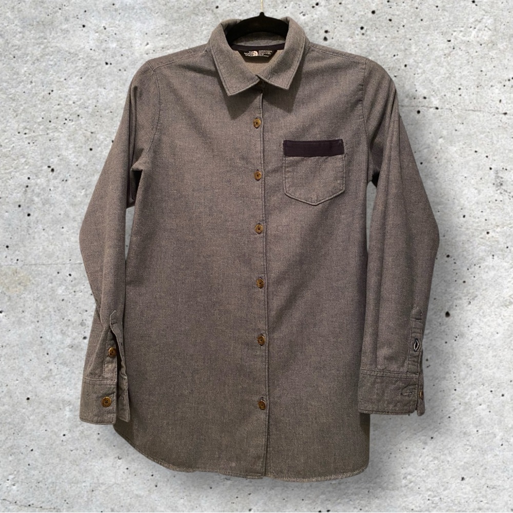 Women’s North Face Button Down